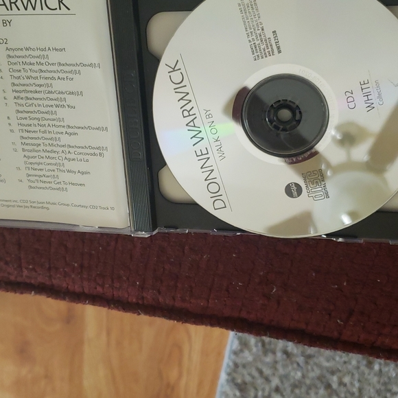 Dionne Warwick walk on by - Picture 3 of 3